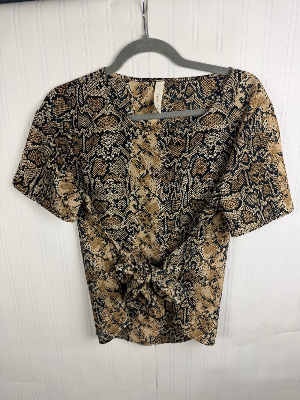 hello miss Snake-Print Tie Front Blouse in Tan and Black
